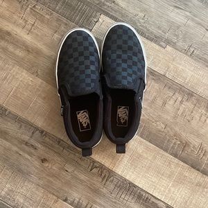 Black checkered vans